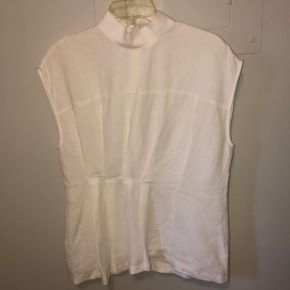 🌟Zara Women Linen Top🌟 - Picture 1 of 3